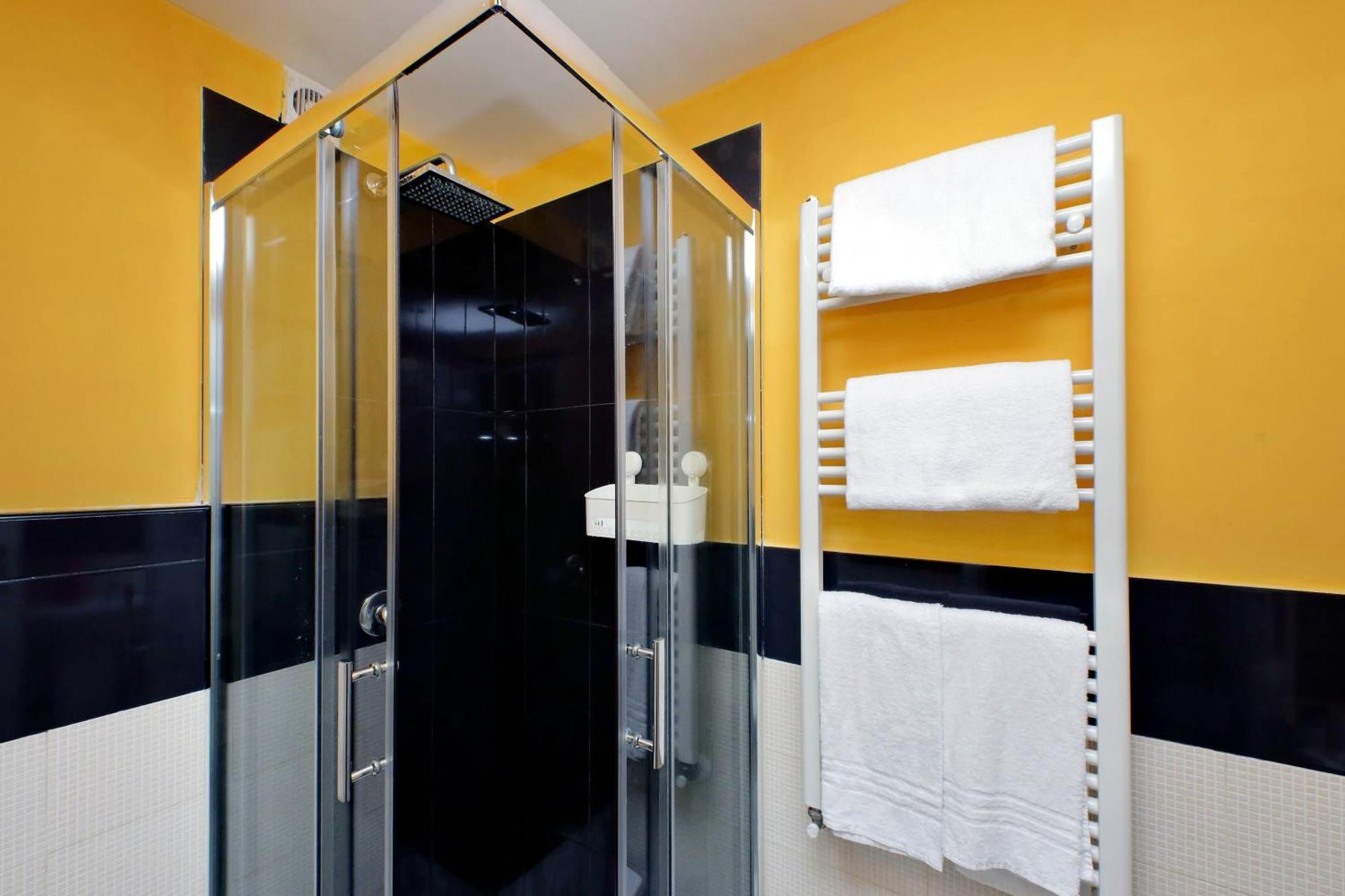 Lhg Comfy Rooms Roma Exterior foto