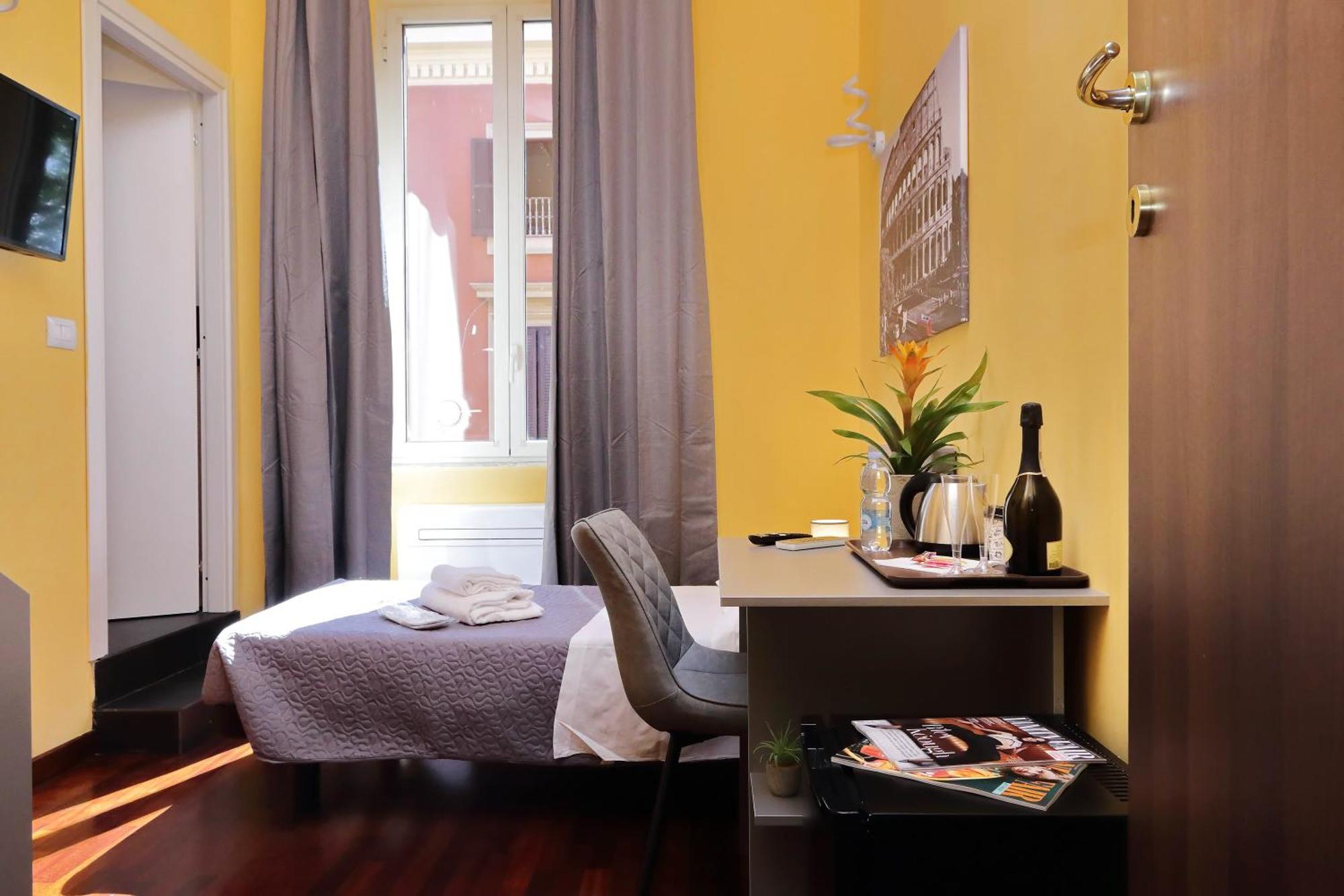 Lhg Comfy Rooms Roma Exterior foto